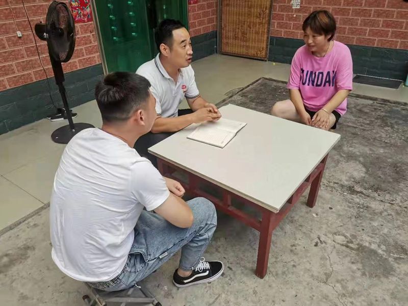 博農(nóng)乳業(yè)黨支部扎實(shí)開展“入戶訪民情、我來(lái)辦實(shí)事”活動(dòng)