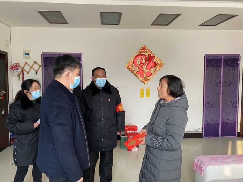 博農(nóng)集團(tuán)走訪慰問老黨員、因公去世黨員干部家屬